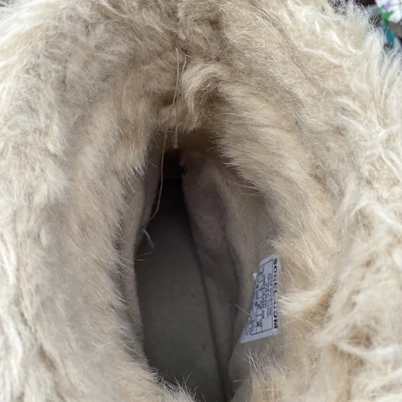 Sorel winter boots Size 9 Brown lace up durable boot. Pre-loved condition - Picture 15 of 17